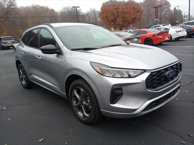 2024 Ford Escape ST-Line 2024 Ford Escape ST-Line