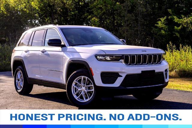 2025 Jeep Grand Cherokee GRAND CHEROKEE LAREDO X 4X4
