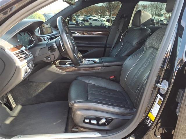 2019 BMW M760i xDrive 2019 BMW M760i xDrive