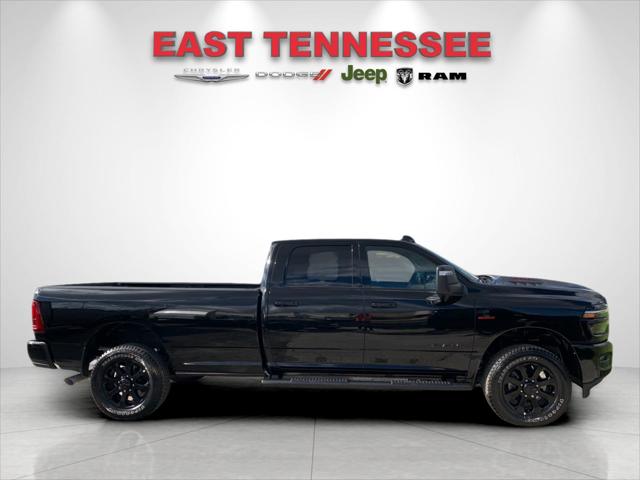 2025 RAM 3500 Laramie Crew Cab 4x4 8 Box