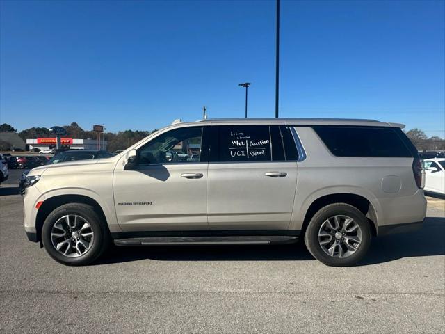 2022 Chevrolet Suburban 4WD LT