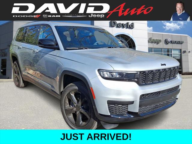 2023 Jeep Grand Cherokee L Altitude 4x4 2023 Jeep Grand Cherokee L Altitude 4x4