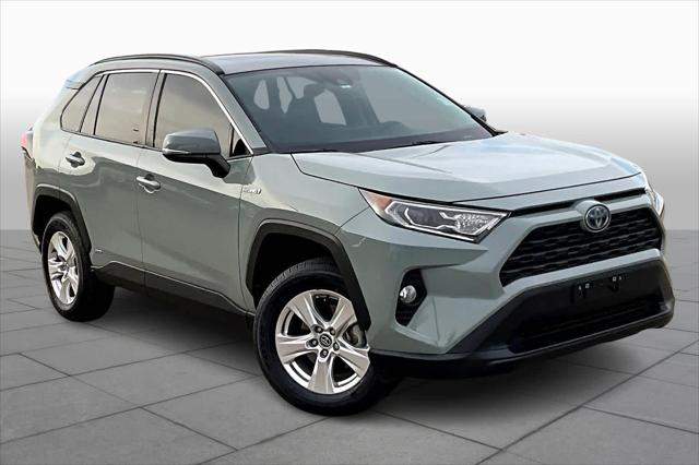 2021 Toyota RAV4 Hybrid XLE