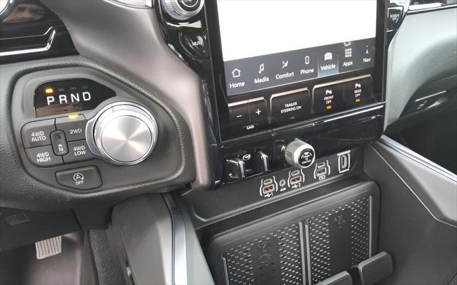 2026 Ram 1500 Laramie Crew Cab 4x4 5'7" Box