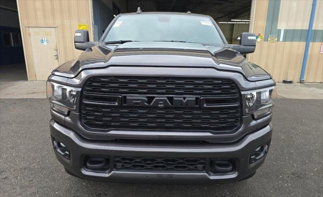 2024 RAM 2500 Big Horn Crew Cab 4x4 64 Box