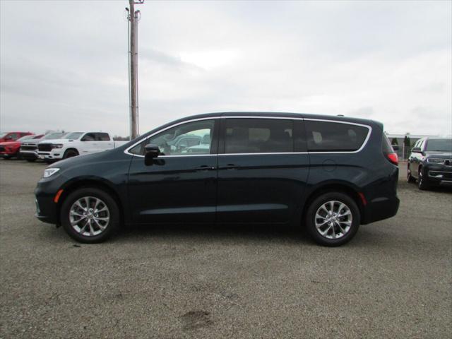 2023 Chrysler Pacifica Touring L AWD 2023 Chrysler Pacifica Touring L AWD