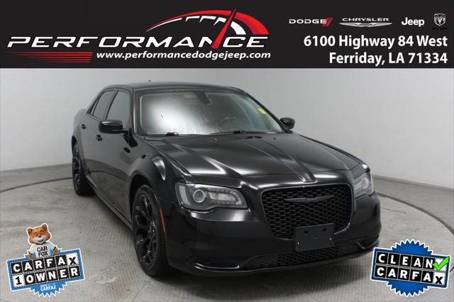2021 Chrysler 300 Touring