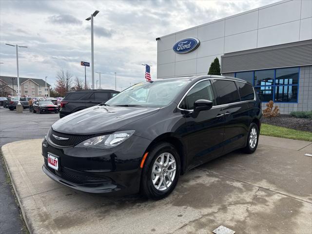 2023 Chrysler Voyager LX 2023 Chrysler Voyager LX