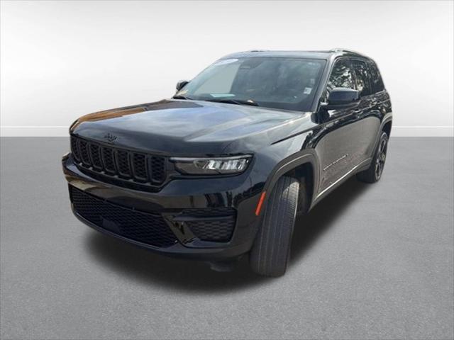 2023 Jeep Grand Cherokee Altitude 4x4 2023 Jeep Grand Cherokee Altitude 4x4