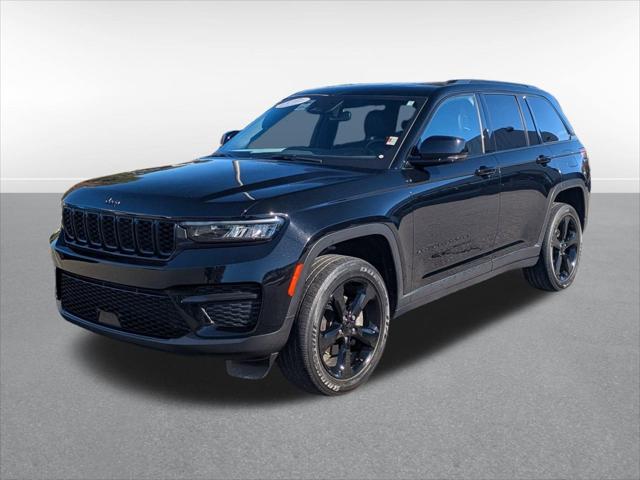 2023 Jeep Grand Cherokee Altitude 4x4 2023 Jeep Grand Cherokee Altitude 4x4