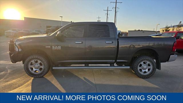 2017 RAM 2500 Big Horn Crew Cab 4x4 64 Box 2017 RAM 2500 Big Horn Crew Cab 4x4 64 Box