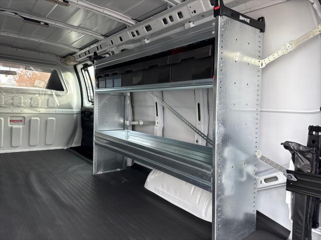 2025 Chevrolet Express Cargo Van RWD 2500 Extended Wheelbase WT