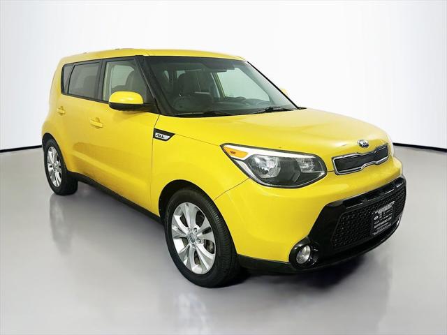 2016 Kia Soul + 2016 Kia Soul +