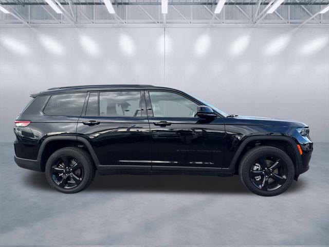 2023 Jeep Grand Cherokee L Altitude 4x2