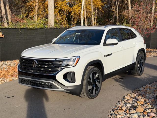 2026 Volkswagen Atlas Cross Sport 2.0T SE w/Technology for sale in Gladstone, MO
