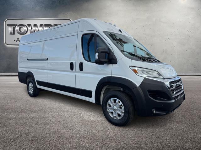 2025 RAM ProMaster 3500 Cargo Van SLT High Roof 159 WB EXT