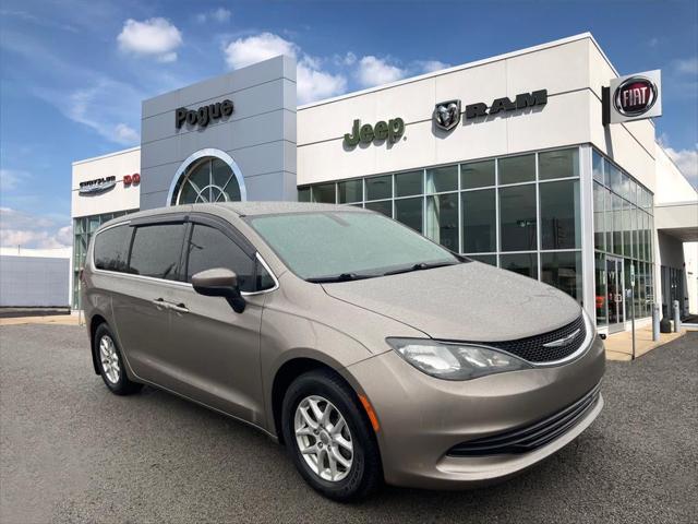 2017 Chrysler Pacifica Touring 2017 Chrysler Pacifica Touring