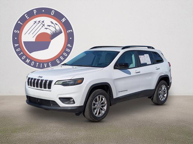 2022 Jeep Cherokee Latitude Lux 4x4 2022 Jeep Cherokee Latitude Lux 4x4
