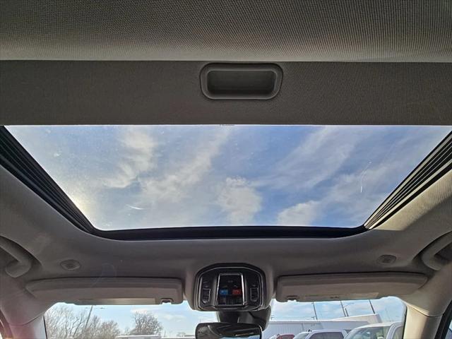 2022 Jeep Grand Cherokee Laredo 4x4 2022 Jeep Grand Cherokee Laredo 4x4