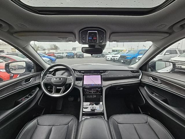 2022 Jeep Grand Cherokee L Limited 4x4 2022 Jeep Grand Cherokee L Limited 4x4