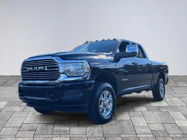 2023 RAM 3500 Laramie Crew Cab 4x4 64 Box