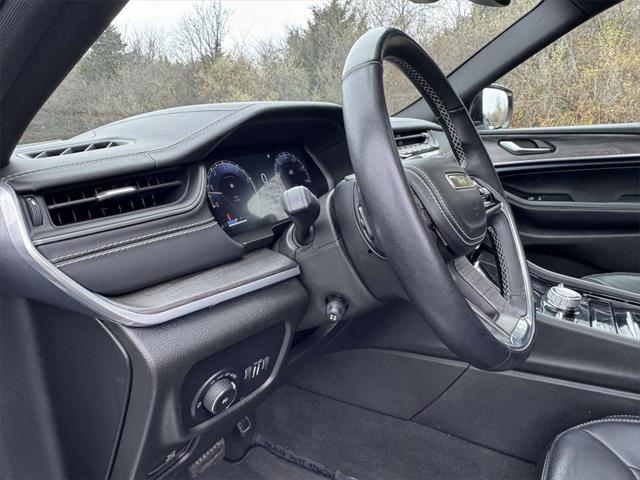 2022 Jeep Grand Cherokee Overland 4x4 2022 Jeep Grand Cherokee Overland 4x4