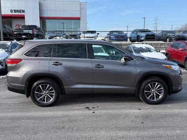 2017 Toyota Highlander XLE 2017 Toyota Highlander XLE