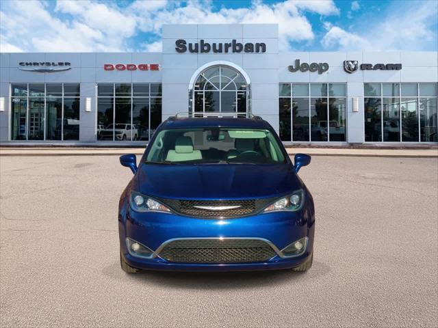 2020 Chrysler Pacifica Touring L 2020 Chrysler Pacifica Touring L