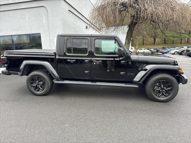 2022 Jeep Gladiator Sport S 4x4