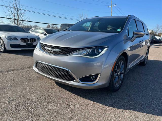 2020 Chrysler Pacifica 35th Anniversary Limited 2020 Chrysler Pacifica 35th Anniversary Limited