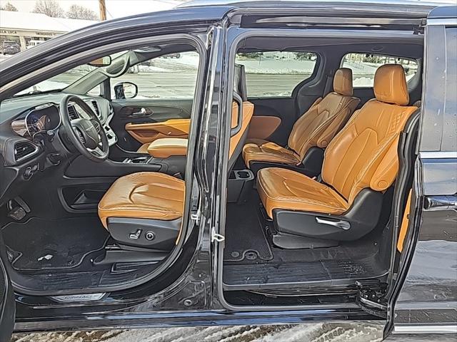 2022 Chrysler Pacifica Pinnacle AWD