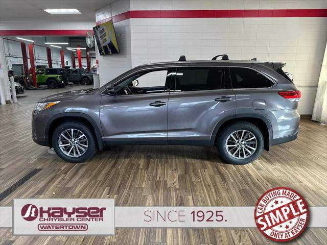 2019 Toyota Highlander 