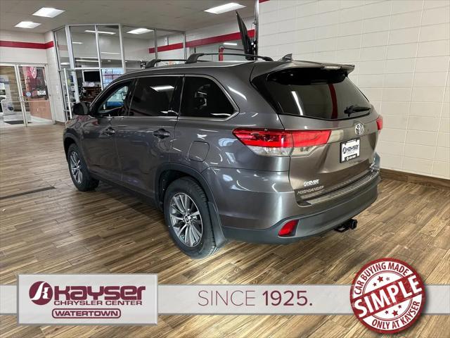 2019 Toyota Highlander 