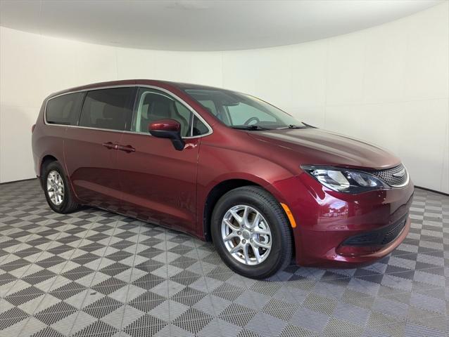 2023 Chrysler Voyager LX 2023 Chrysler Voyager LX