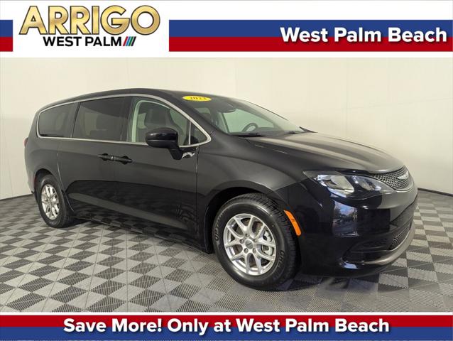 2023 Chrysler Voyager LX 2023 Chrysler Voyager LX