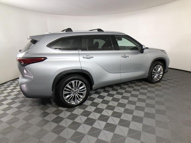 2023 Toyota Highlander Platinum 2023 Toyota Highlander Platinum