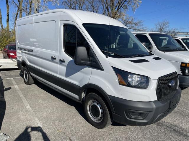 2022 Ford Transit-350 Cargo Van T-350 130 Med Rf 9500 GVWR RWD