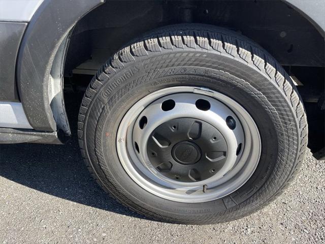 2022 Ford Transit-350 Cargo Van T-350 130 Med Rf 9500 GVWR RWD