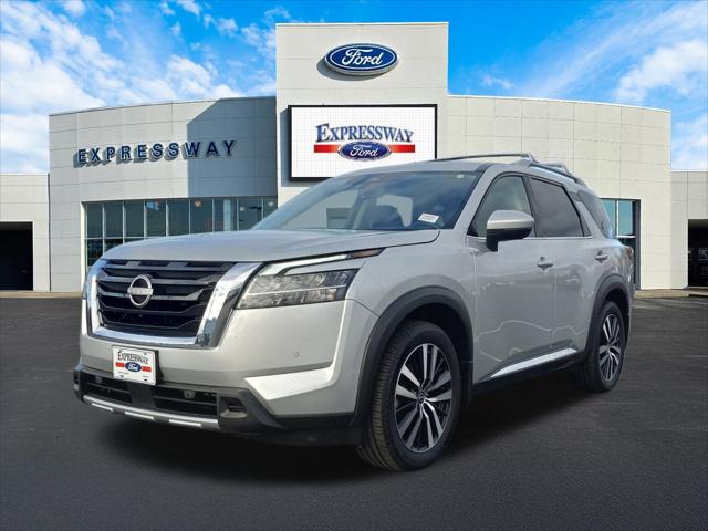 2023 Nissan Pathfinder Platinum 4WD 2023 Nissan Pathfinder Platinum 4WD