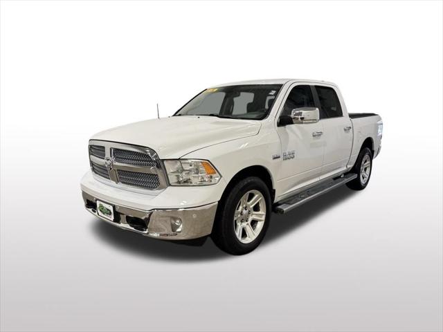 2017 RAM 1500 Lone Star Silver Crew Cab 4x4 57 Box 2017 RAM 1500 Lone Star Silver Crew Cab 4x4 57 Box