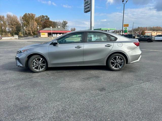 2022 Kia Forte LXS 2022 Kia Forte LXS