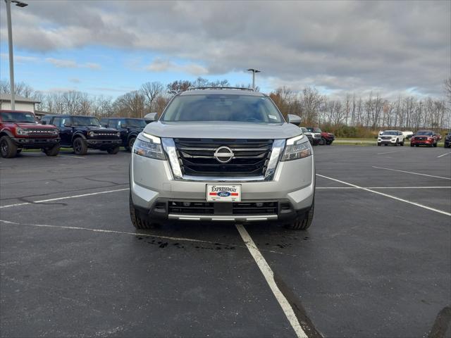 2023 Nissan Pathfinder Platinum 4WD 2023 Nissan Pathfinder Platinum 4WD