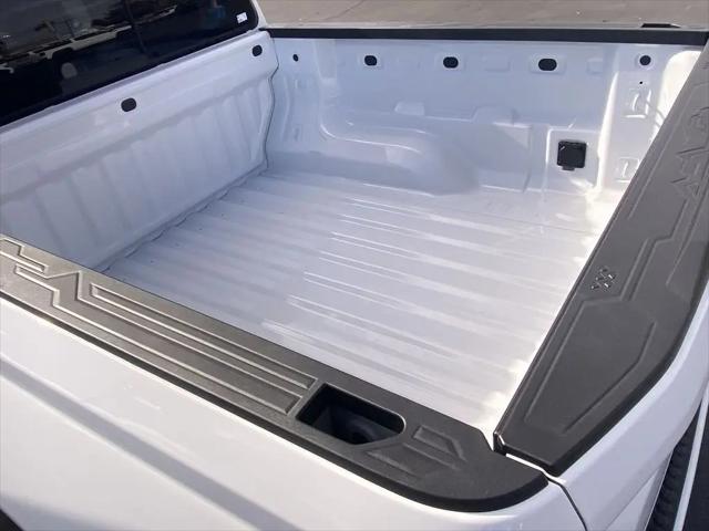 2026 GMC Canyon Elevation, RWD