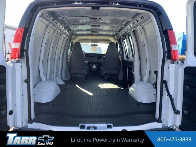 2025 Chevrolet Express Cargo Van RWD 2500 Regular Wheelbase WT