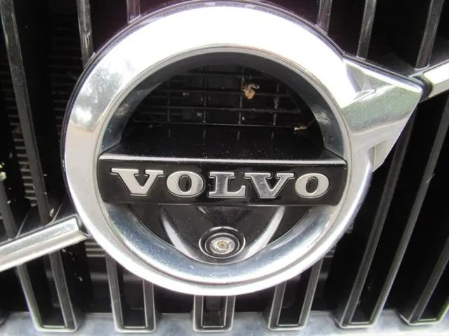 2016 Volvo XC90 T5 Momentum