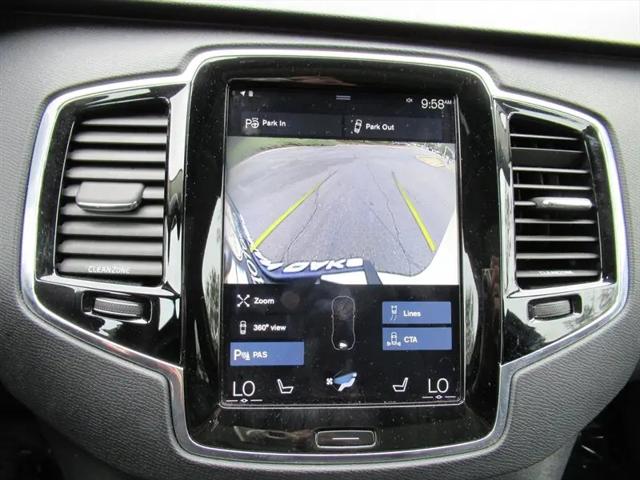 2016 Volvo XC90 T5 Momentum