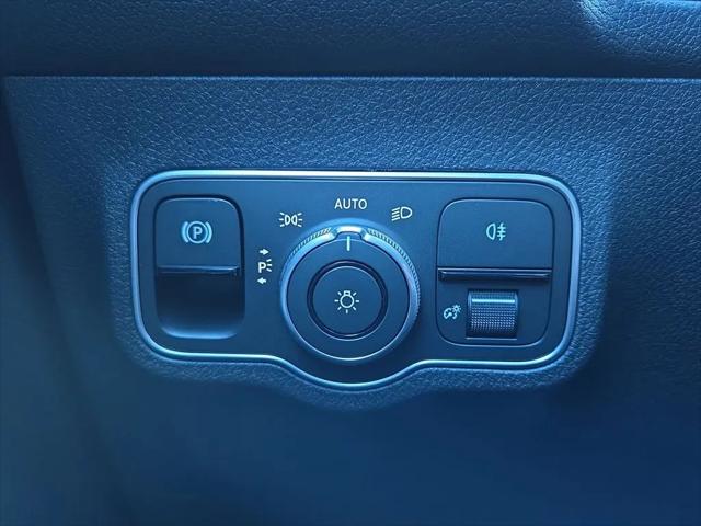 2026 Mercedes-Benz GLB 4MATIC