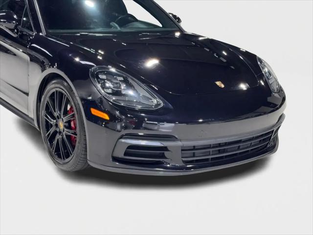 2018 Porsche Panamera 4