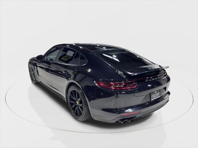 2018 Porsche Panamera 4
