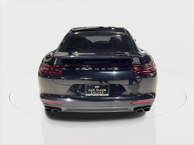 2018 Porsche Panamera 4